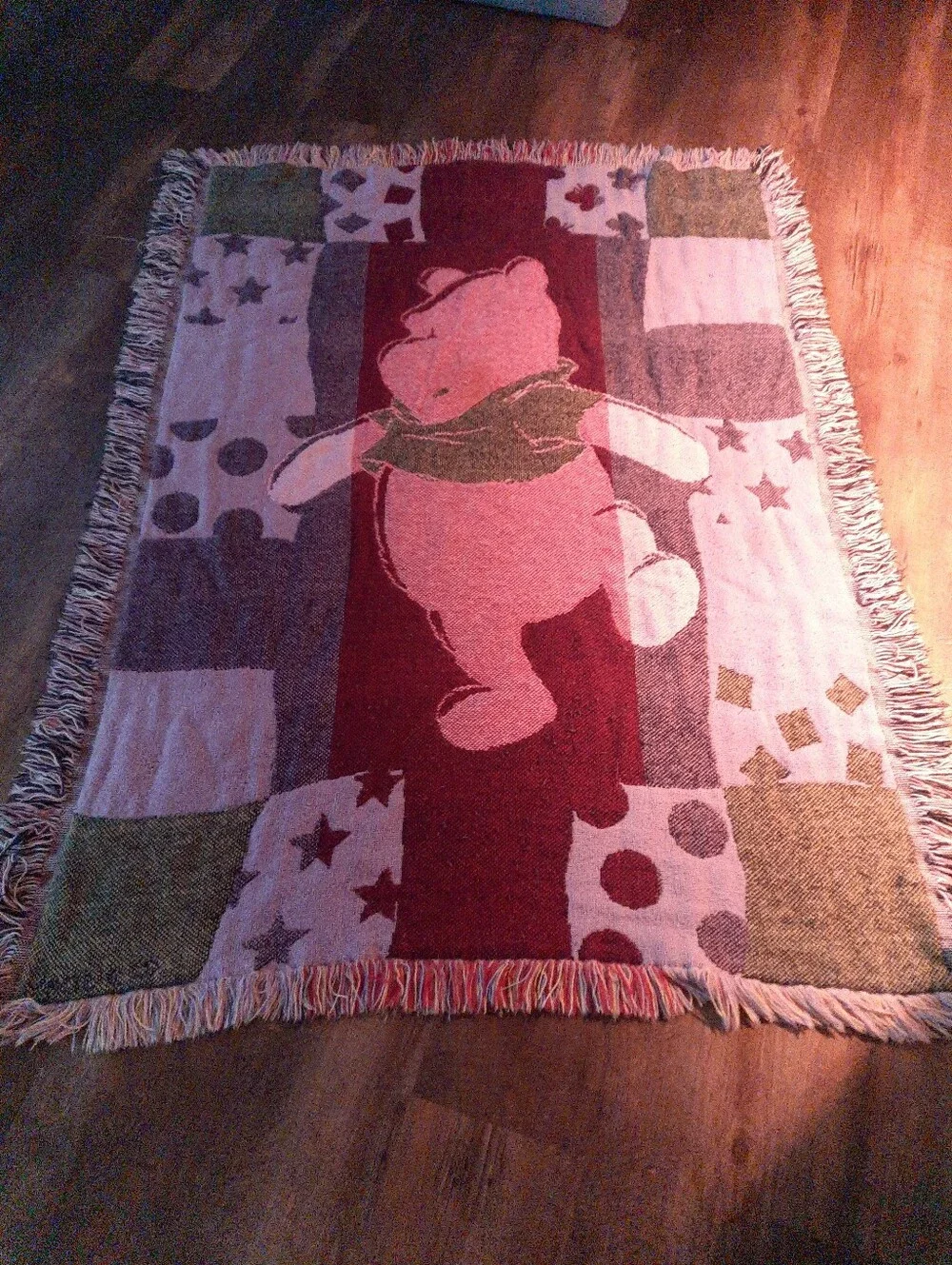 90s Winnie the Pooh Tapestry Blanket